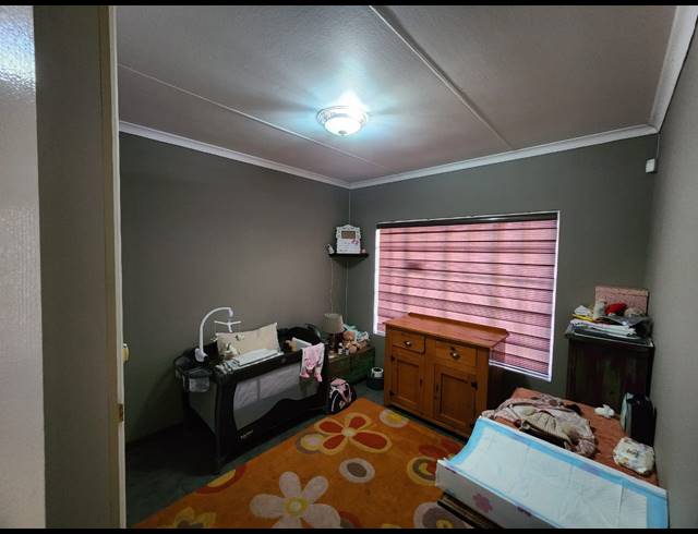 3 BEDROOM TOWNHOUSE FOR SALE IN PROTEA PARK